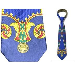 VTG Rare Tie Versus Giorgio Versace Retro Meduza Silk  59"L  3.75"W Italy made